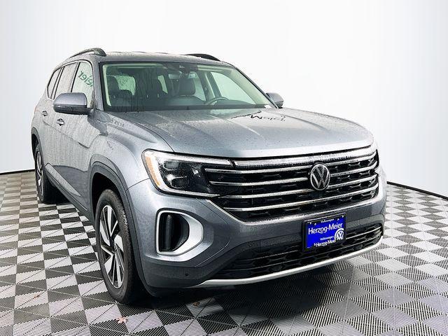 new 2025 Volkswagen Atlas car, priced at $46,787