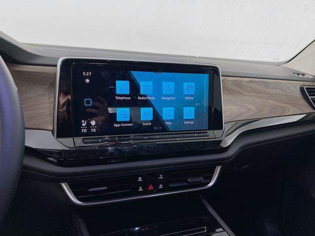 new 2025 Volkswagen Atlas car, priced at $46,787