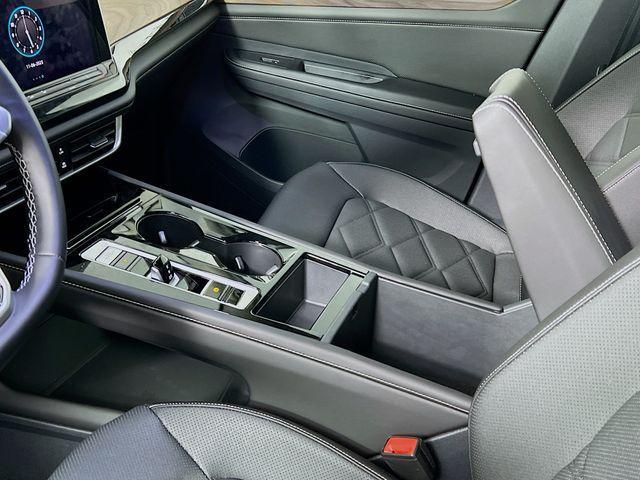 new 2025 Volkswagen Atlas car, priced at $46,787