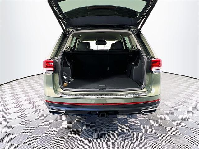 new 2025 Volkswagen Atlas car, priced at $47,662