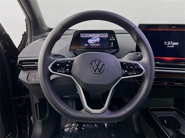 new 2025 Volkswagen ID.4 car, priced at $51,076