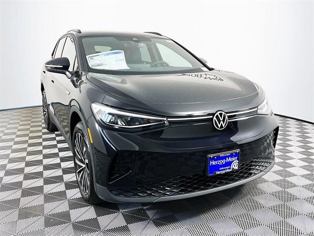 new 2025 Volkswagen ID.4 car, priced at $51,076
