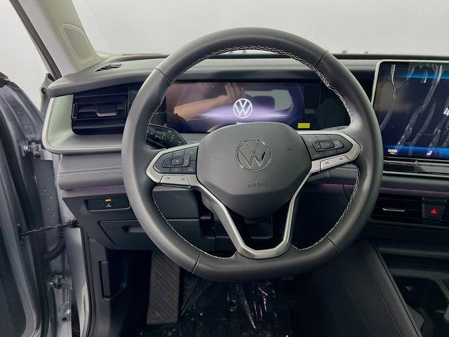 new 2025 Volkswagen Tiguan car, priced at $37,577