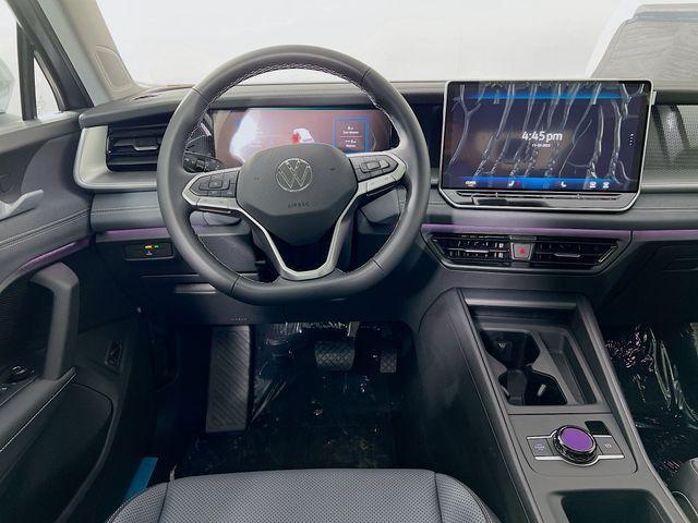 new 2025 Volkswagen Tiguan car, priced at $37,577