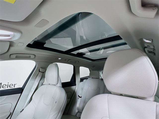 new 2024 Volvo XC60 car, priced at $58,425