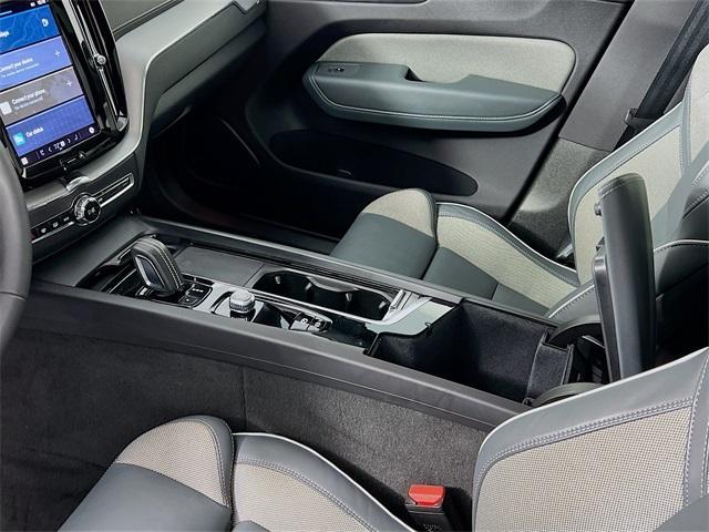 used 2022 Volvo XC60 car, priced at $40,988