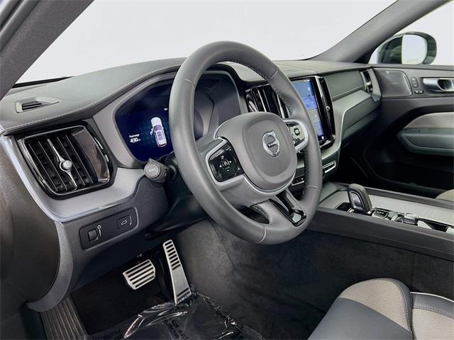 used 2022 Volvo XC60 car, priced at $40,988
