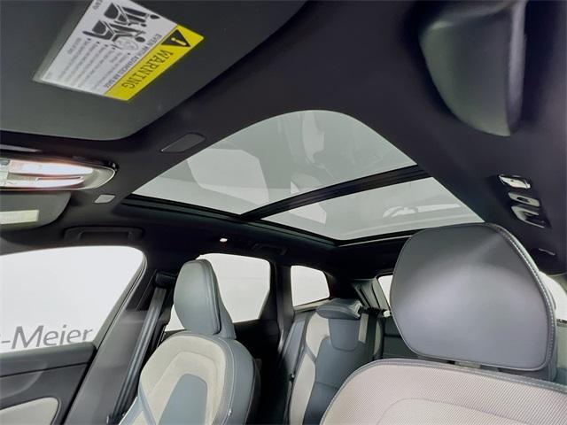 used 2022 Volvo XC60 car, priced at $40,988