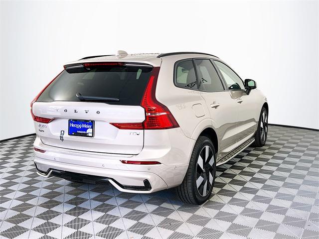 new 2025 Volvo XC60 car, priced at $70,150