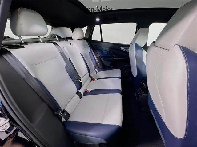 new 2025 Volkswagen ID.4 car, priced at $59,781
