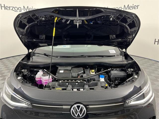 new 2025 Volkswagen ID.4 car, priced at $59,781
