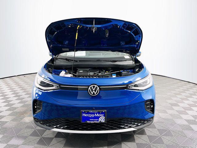 new 2025 Volkswagen ID.4 car, priced at $59,781