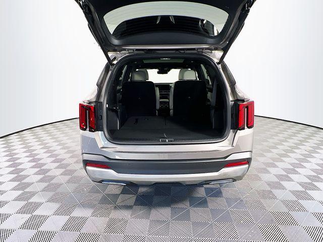 used 2025 Kia Sorento Hybrid car, priced at $37,988
