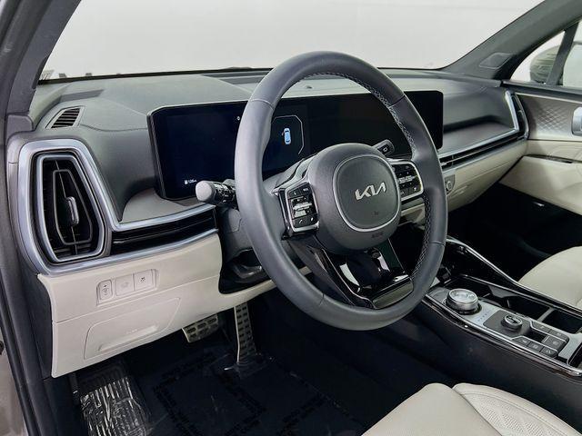 used 2025 Kia Sorento Hybrid car, priced at $37,988