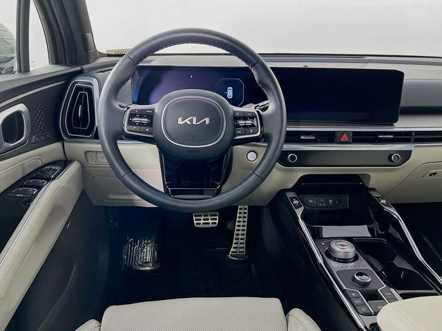 used 2025 Kia Sorento Hybrid car, priced at $37,988