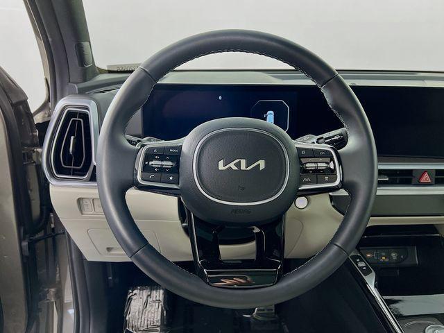used 2025 Kia Sorento Hybrid car, priced at $37,988