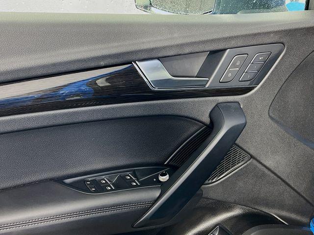 used 2020 Audi Q5 e car, priced at $30,488