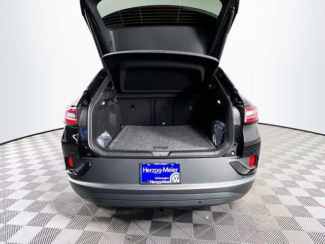 new 2025 Volkswagen ID.4 car, priced at $56,176