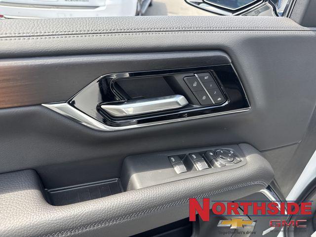new 2025 GMC Yukon XL car, priced at $80,767