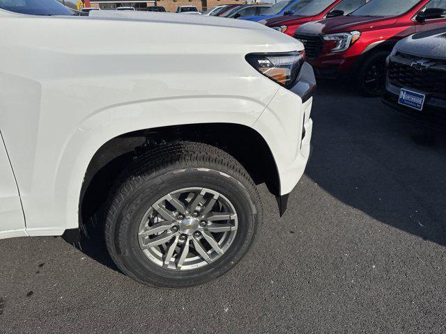 new 2024 Chevrolet Colorado car, priced at $41,802