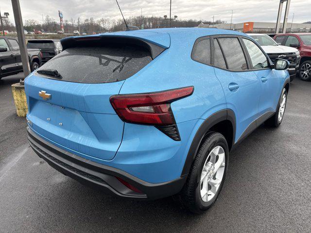 new 2025 Chevrolet Trax car, priced at $23,175