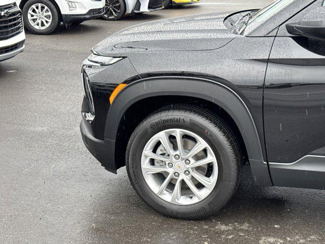 new 2025 Chevrolet TrailBlazer car, priced at $27,125