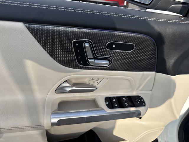 used 2021 Mercedes-Benz GLB 250 car, priced at $29,995