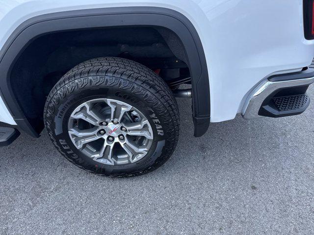 new 2025 GMC Sierra 1500 car, priced at $55,403