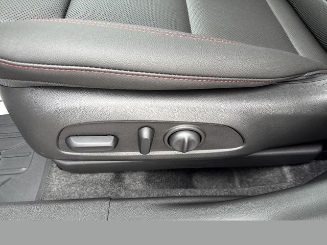 new 2025 Chevrolet Trax car, priced at $24,810