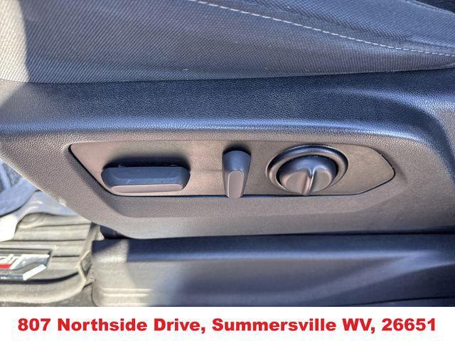 used 2022 Chevrolet Silverado 1500 car, priced at $35,494