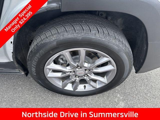 used 2022 GMC Terrain car, priced at $24,395