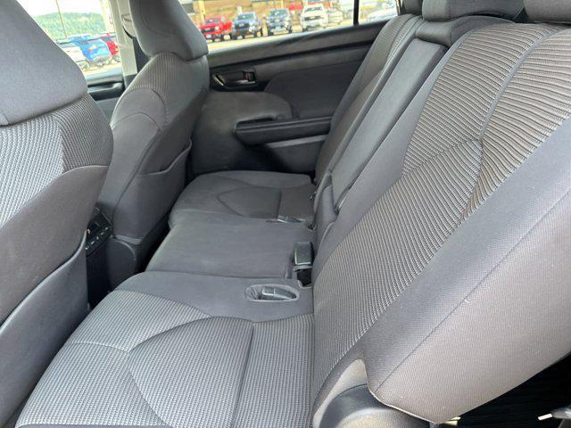 used 2021 Toyota Highlander car, priced at $26,497