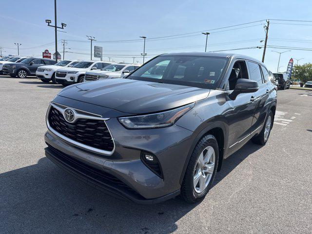 used 2021 Toyota Highlander car, priced at $26,497