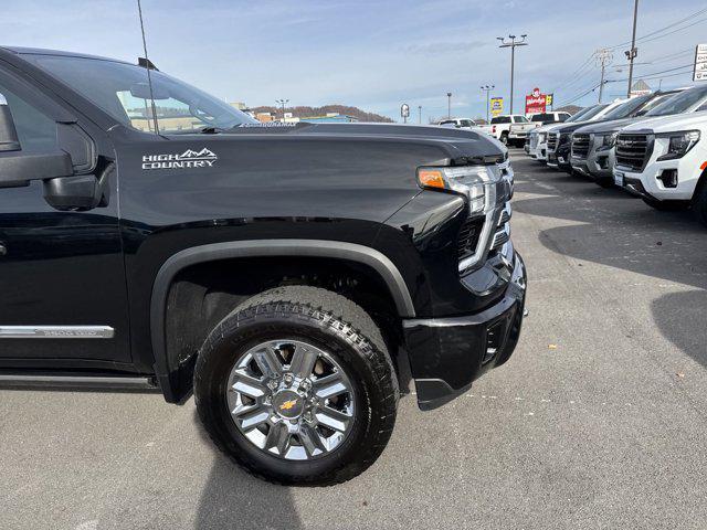 used 2024 Chevrolet Silverado 2500 car, priced at $63,996