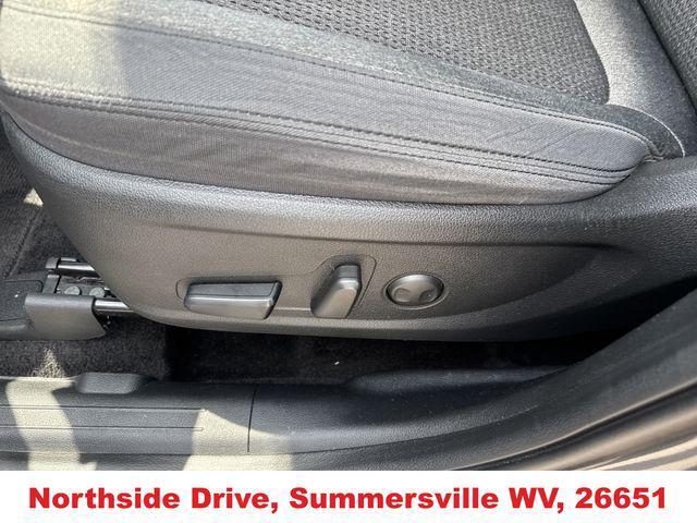 used 2022 Hyundai Santa Fe car, priced at $16,897