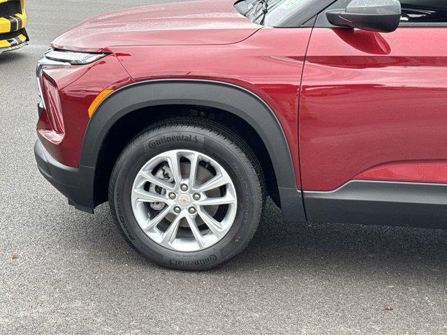 new 2025 Chevrolet TrailBlazer car, priced at $27,125