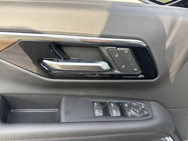 new 2025 Chevrolet Suburban car, priced at $85,664