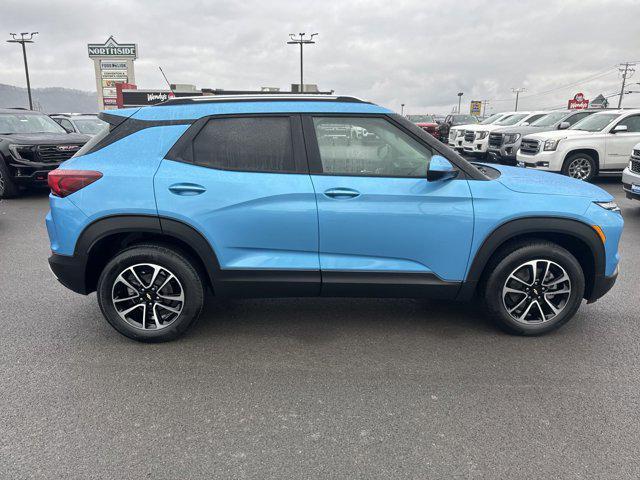 new 2025 Chevrolet TrailBlazer car, priced at $29,215