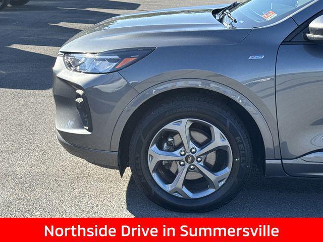 used 2023 Ford Escape car, priced at $22,994