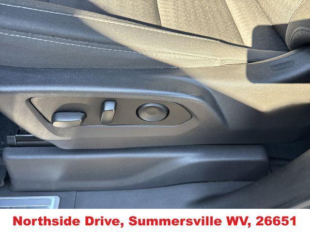 used 2022 GMC Sierra 1500 car, priced at $34,895