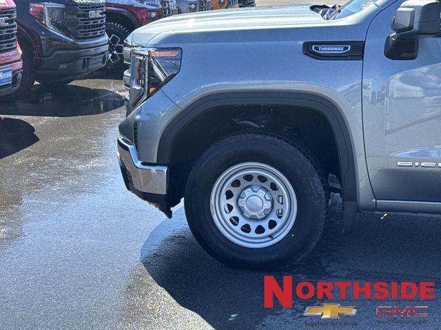 new 2025 GMC Sierra 1500 car, priced at $43,913
