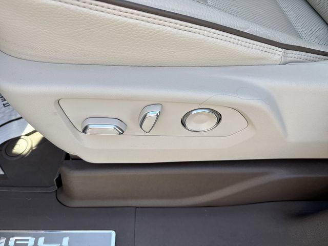 used 2024 GMC Yukon car, priced at $75,997