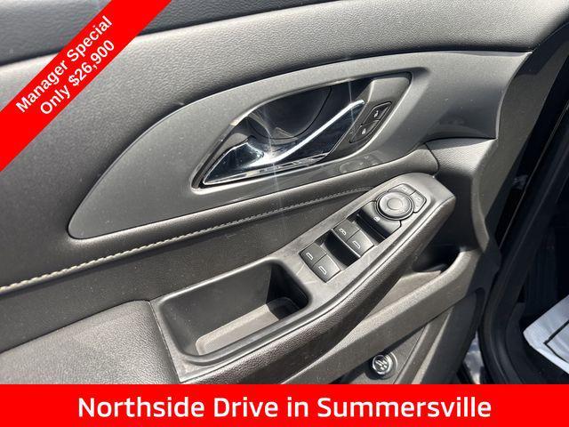 used 2022 Chevrolet Traverse car, priced at $26,400
