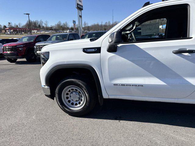 new 2025 GMC Sierra 1500 car, priced at $42,415