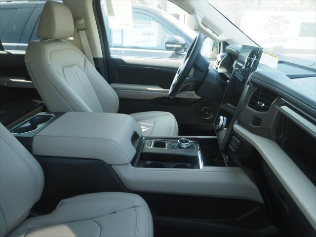 new 2024 Ford Expedition car, priced at $70,235