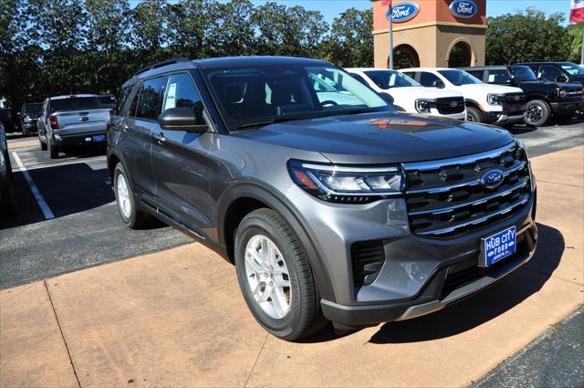 new 2025 Ford Explorer car, priced at $41,350