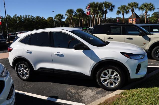 new 2025 Ford Escape car, priced at $29,990