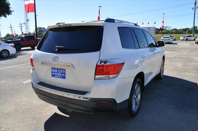 used 2013 Toyota Highlander car, priced at $13,995