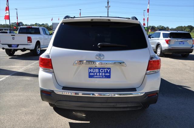 used 2013 Toyota Highlander car, priced at $13,995