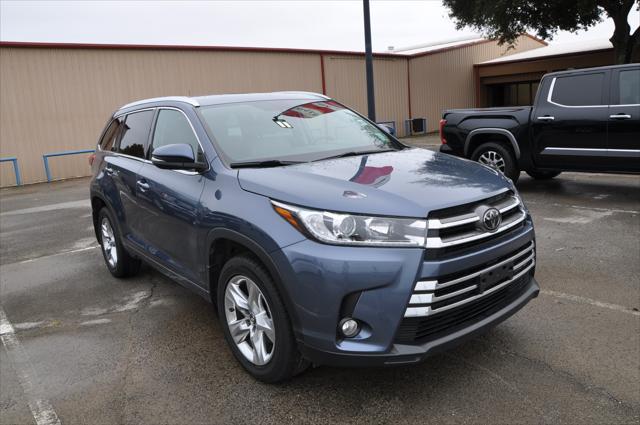 used 2018 Toyota Highlander car, priced at $28,995